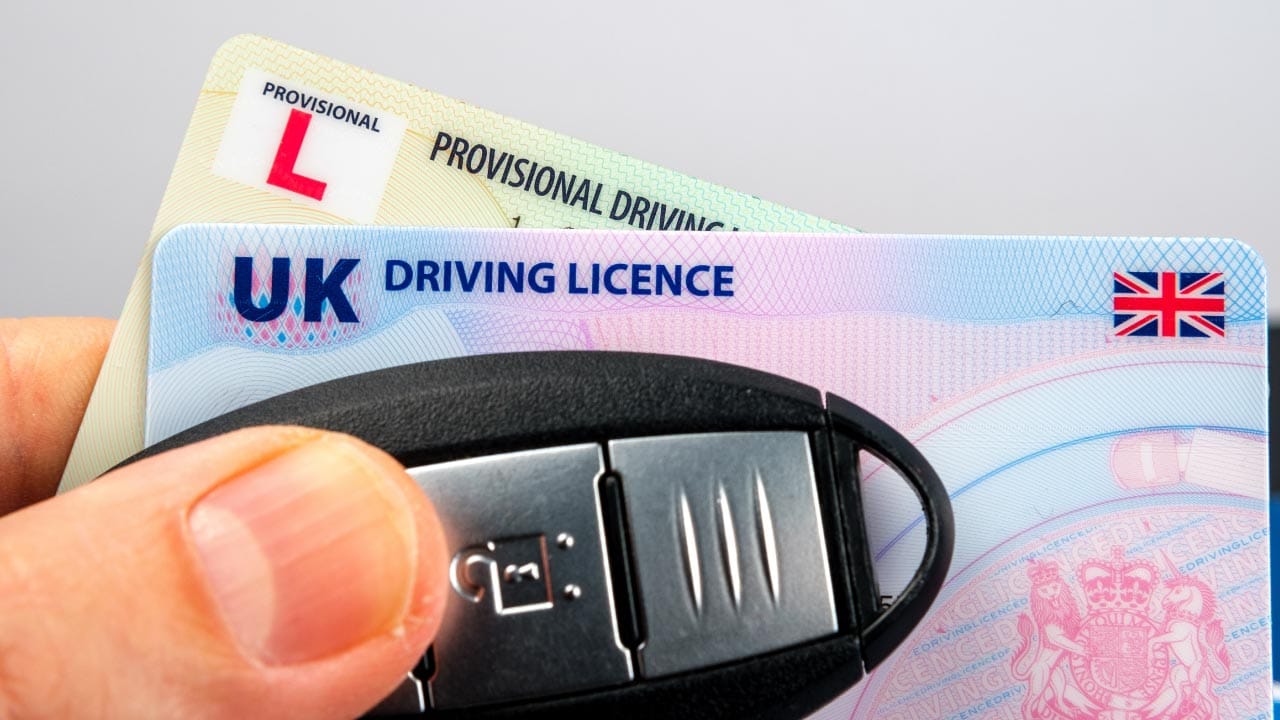 Buy genuine driving licence with test certificate