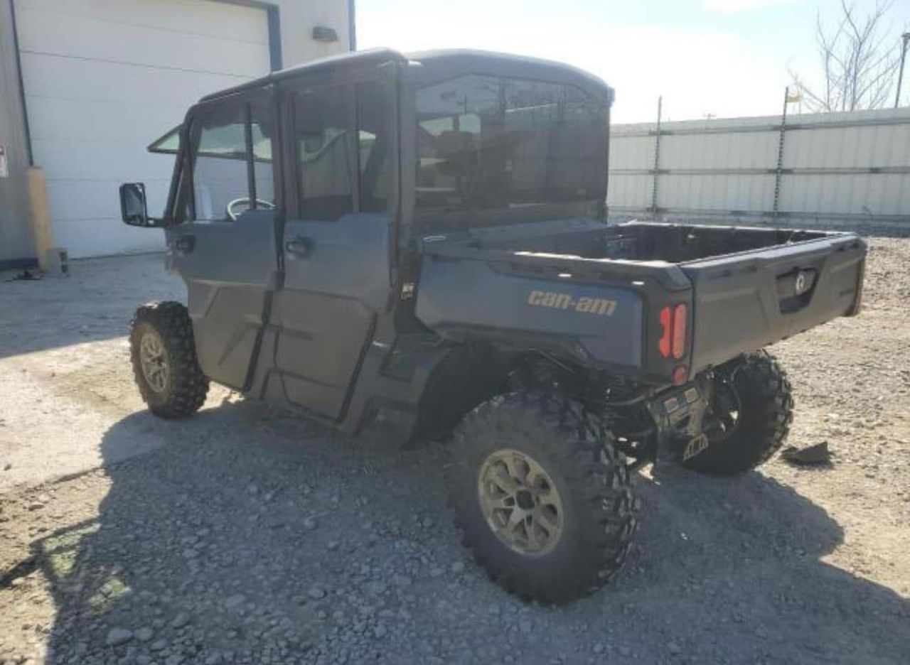 2025 Can-Am Defender MAX Limited Cab HD10 - Image 3