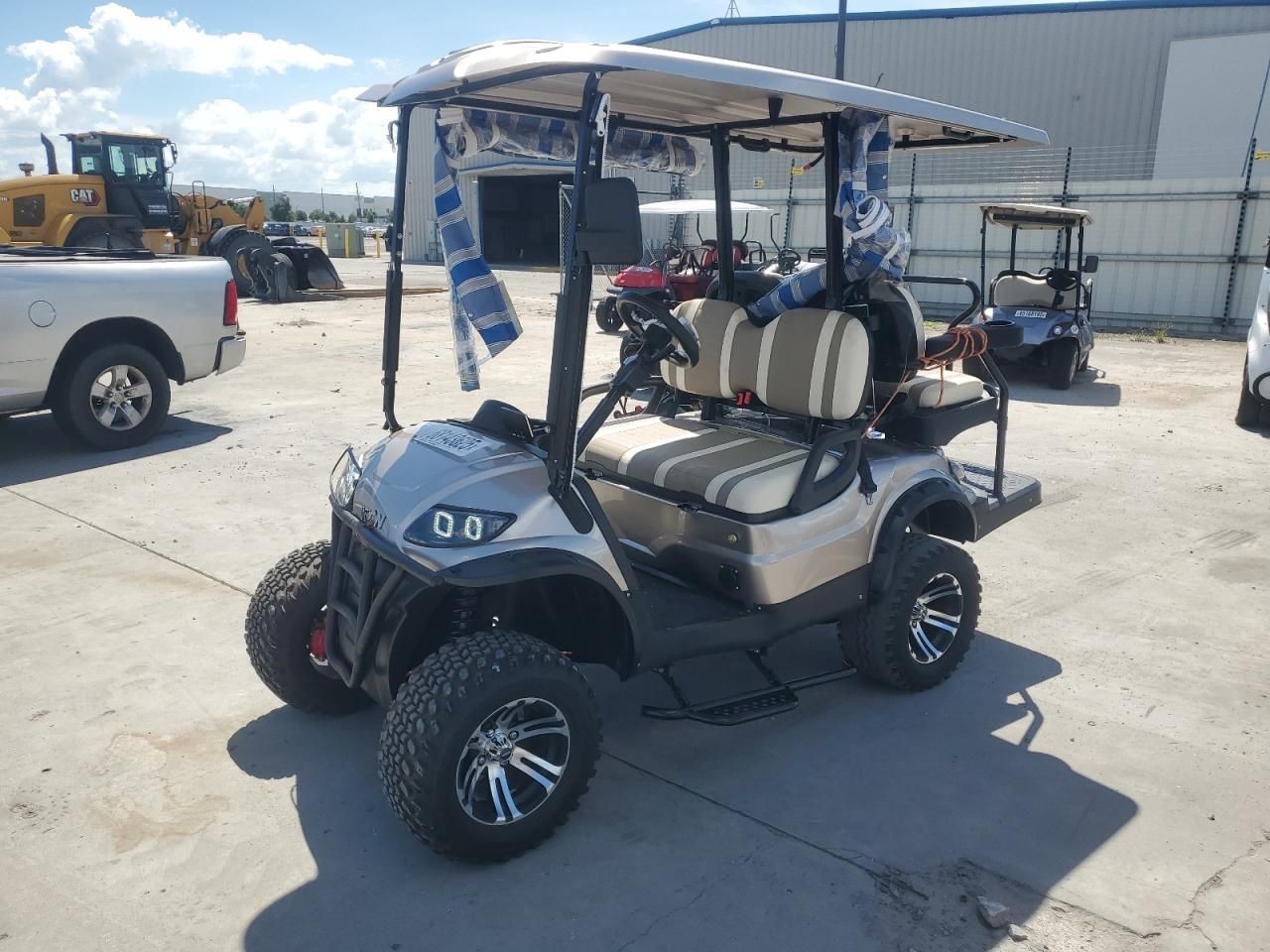Affordable 2022 ICON Golf Cart - Image 2