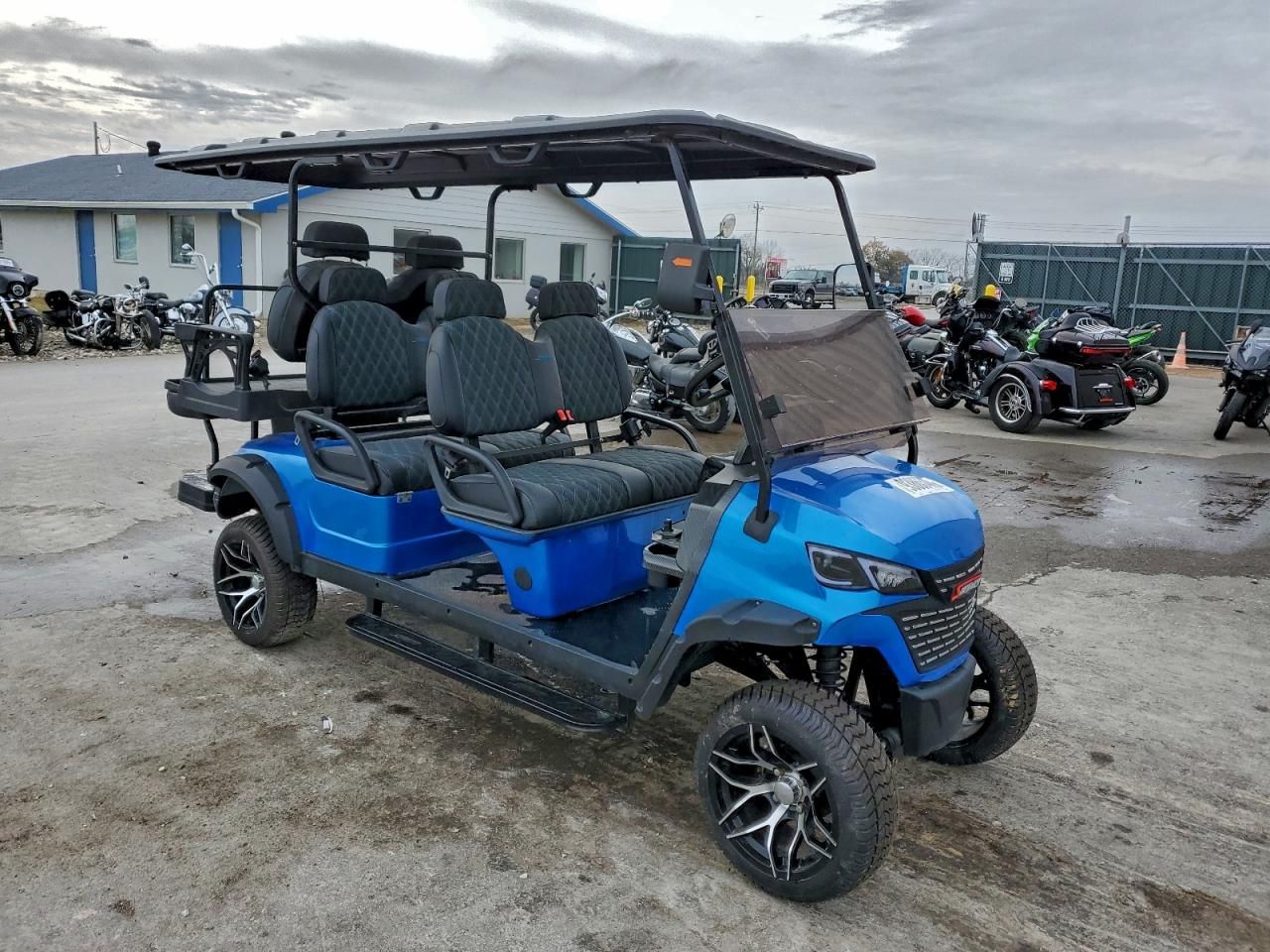 Buy this incredible 2024 Golf Cart