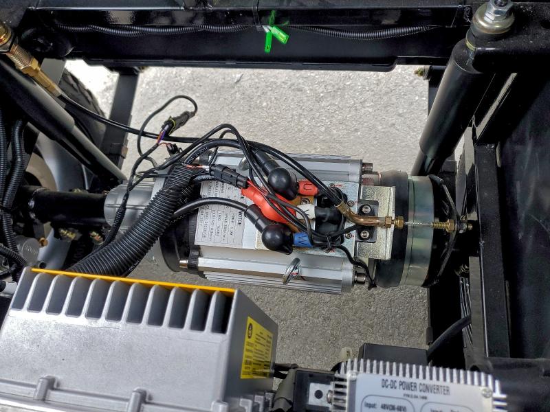 2024 Evolution D5 Maverick 4 Golf Cart - Image 7