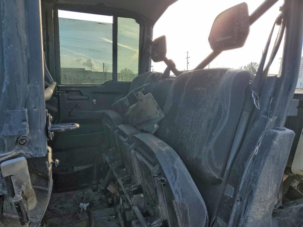 2025 Can-Am Defender Utility Vehicle for Sale - Image 6