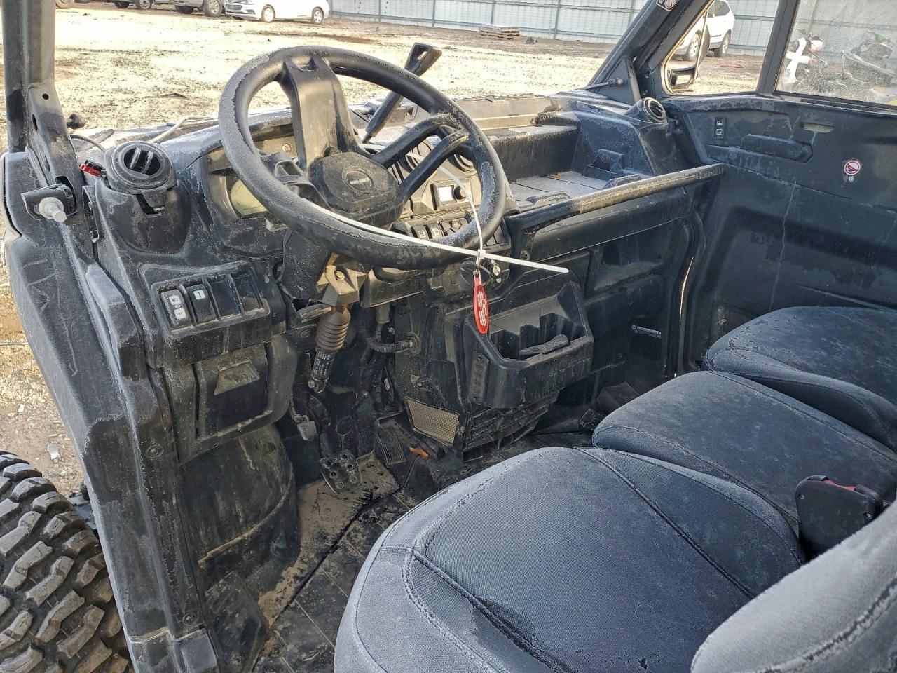 2025 Can-Am Defender Utility Vehicle for Sale - Image 5